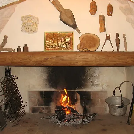 Trullo Gabry Feriehus *